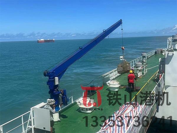 江蘇泰州甲板起重機(jī)廠家折疊式甲板起重機(jī)節(jié)省艙面空間快速收放設(shè)計(jì)